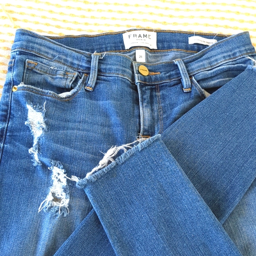 Frame Distressed Skinny with raw hem sz 26 - Picture 12 of 12